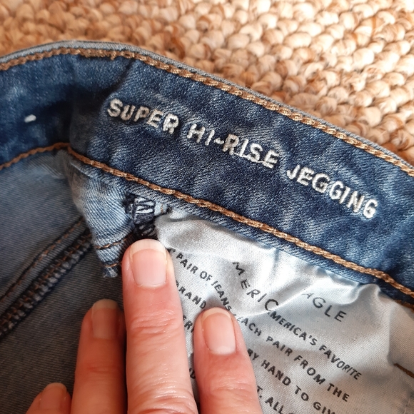 American Eagle Super Hi Rise Jegging Jeans size 4 Short - Picture 14 of 16